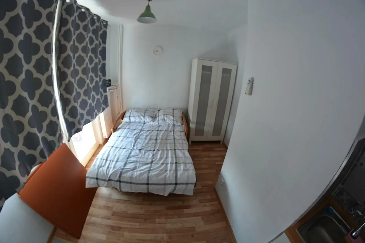Apartamento Ul. Ugorek Kolo Areny Cracovia